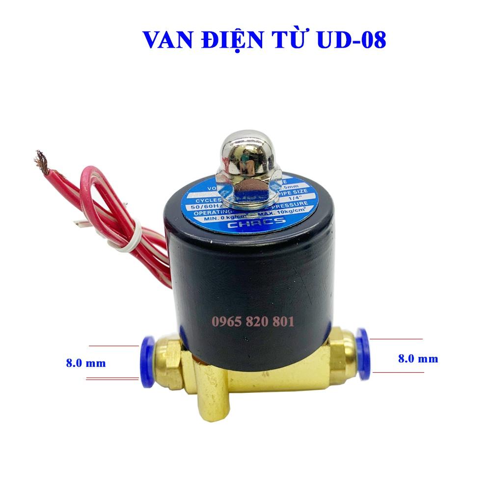 Van điện từ 220v kèm ốc chuyển 8mm trong hệ thống phun sương tự động