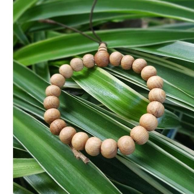 Vòng tay nữ hạt tròn 8li gỗ Ngọc Am