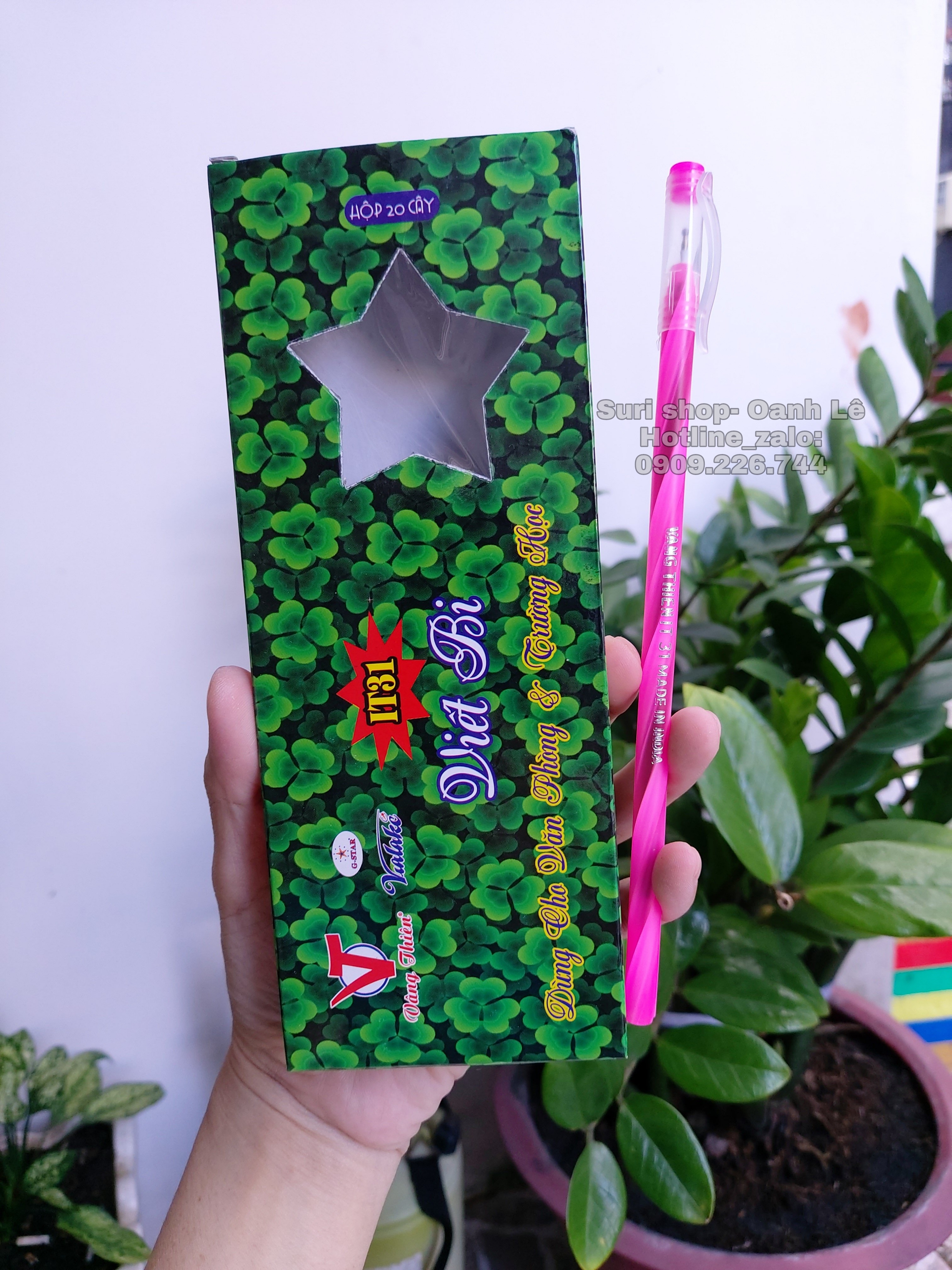 Hộp 20 bút bi mực xanh xoắn dài Gstar ( mẫu xoắn giao ngẫu nhiên )
