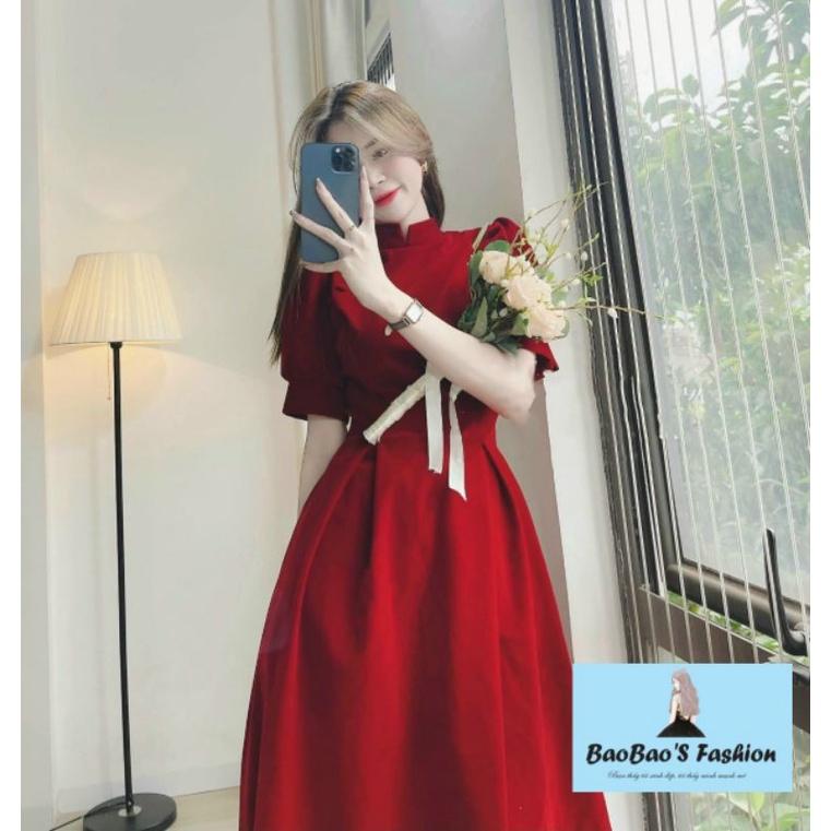 Đầm nhung đỏ thiết kế cổ cao điệu đà nữ tính