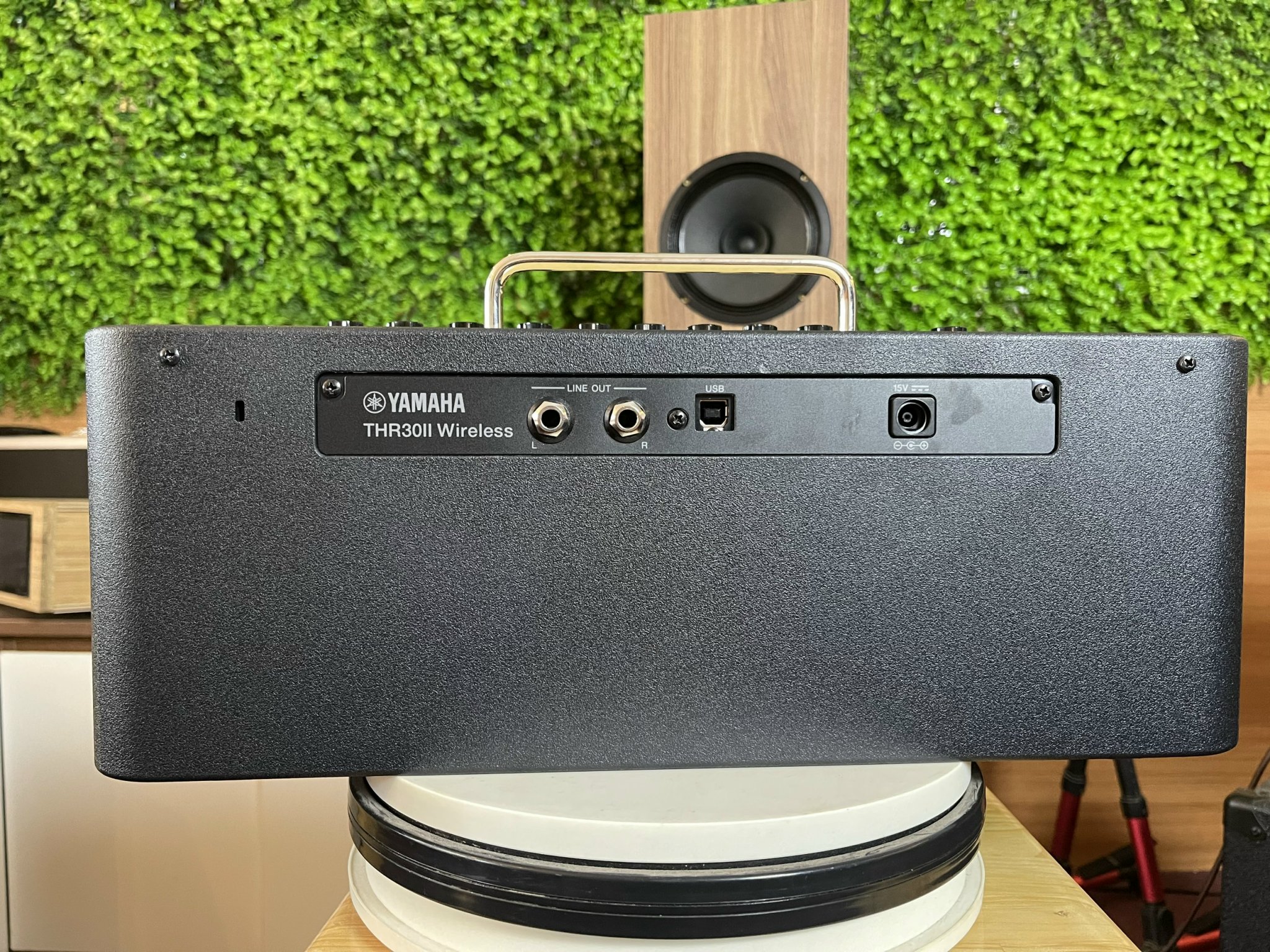 Ampli Guitar Yamaha THR30II Wireless (Không dây)