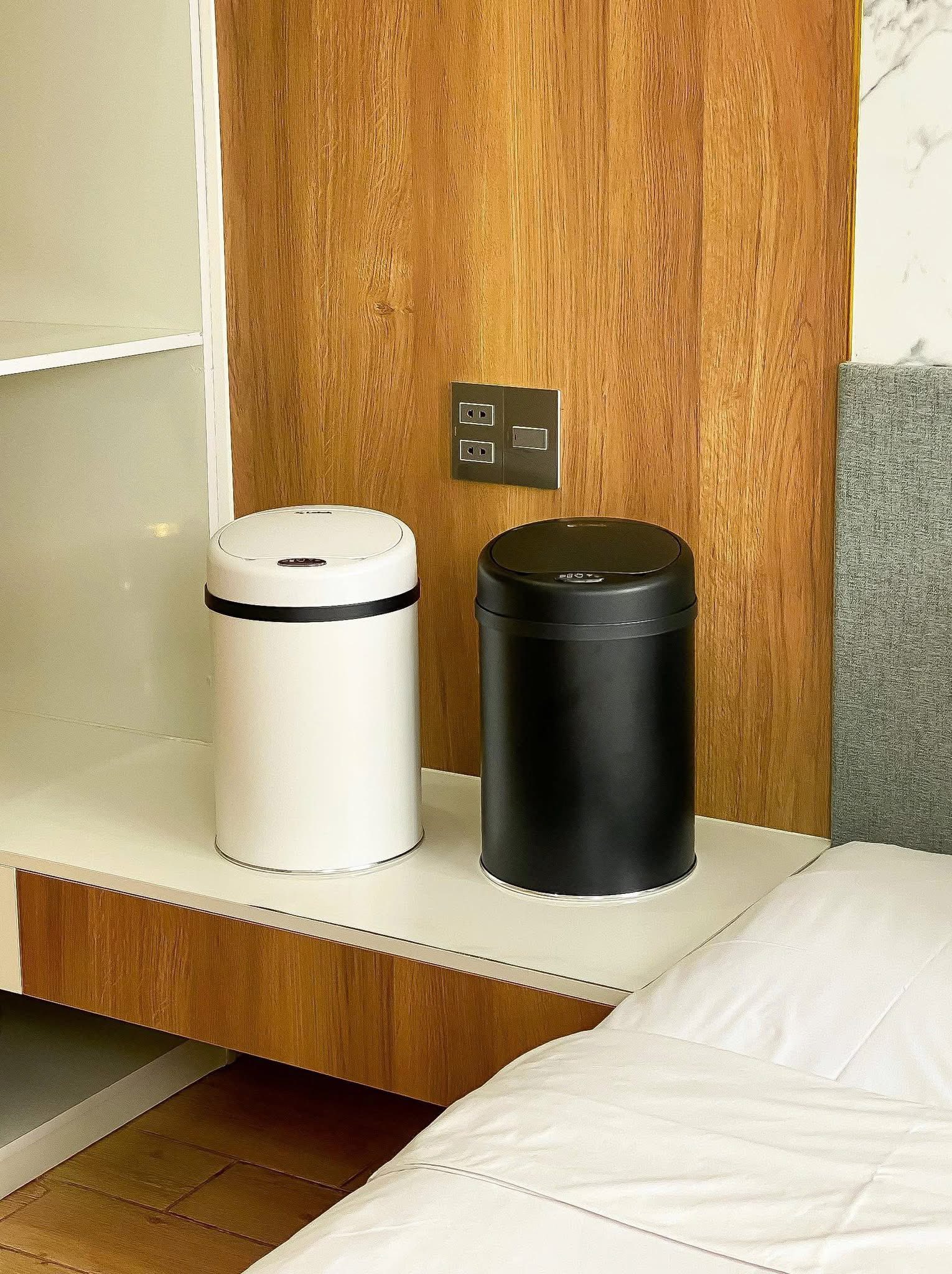 THÙNG RÁC CẢM ỨNG LETEK SENSOR LR12 - 12L