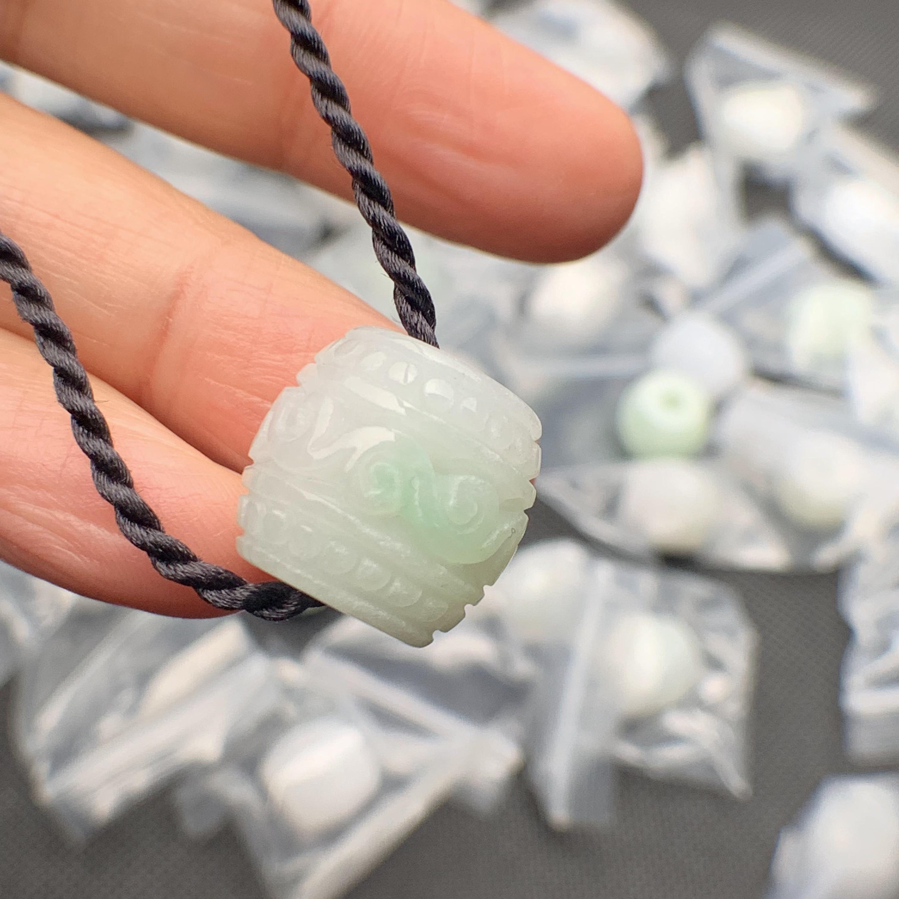 Lu thống chiêu tài ngọc phỉ thúy tự nhiên Jadeite A