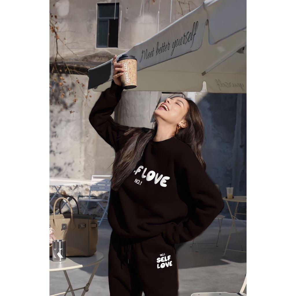 Set Áo Sweater  Nỉ SELF LOVE Nữ Kèm Quần Jogger Đen