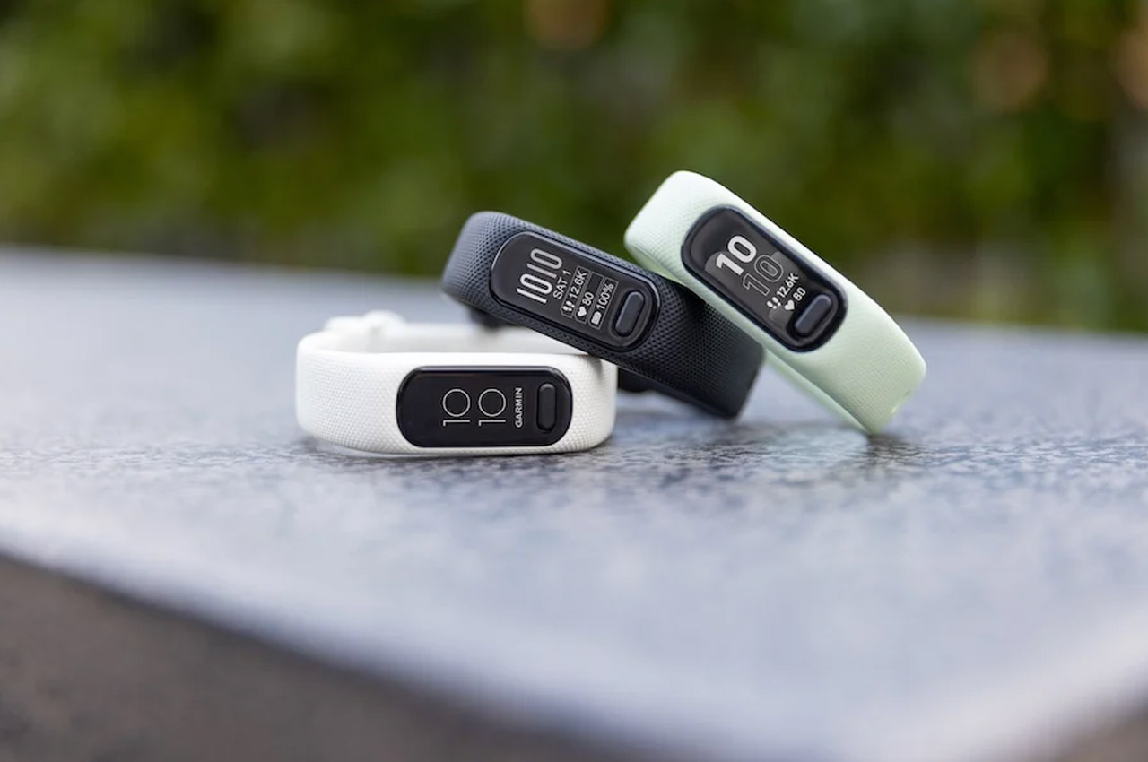 Vòng tay theo dõi sức khỏe, theo dõi vận động Garmin Vivosmart 5