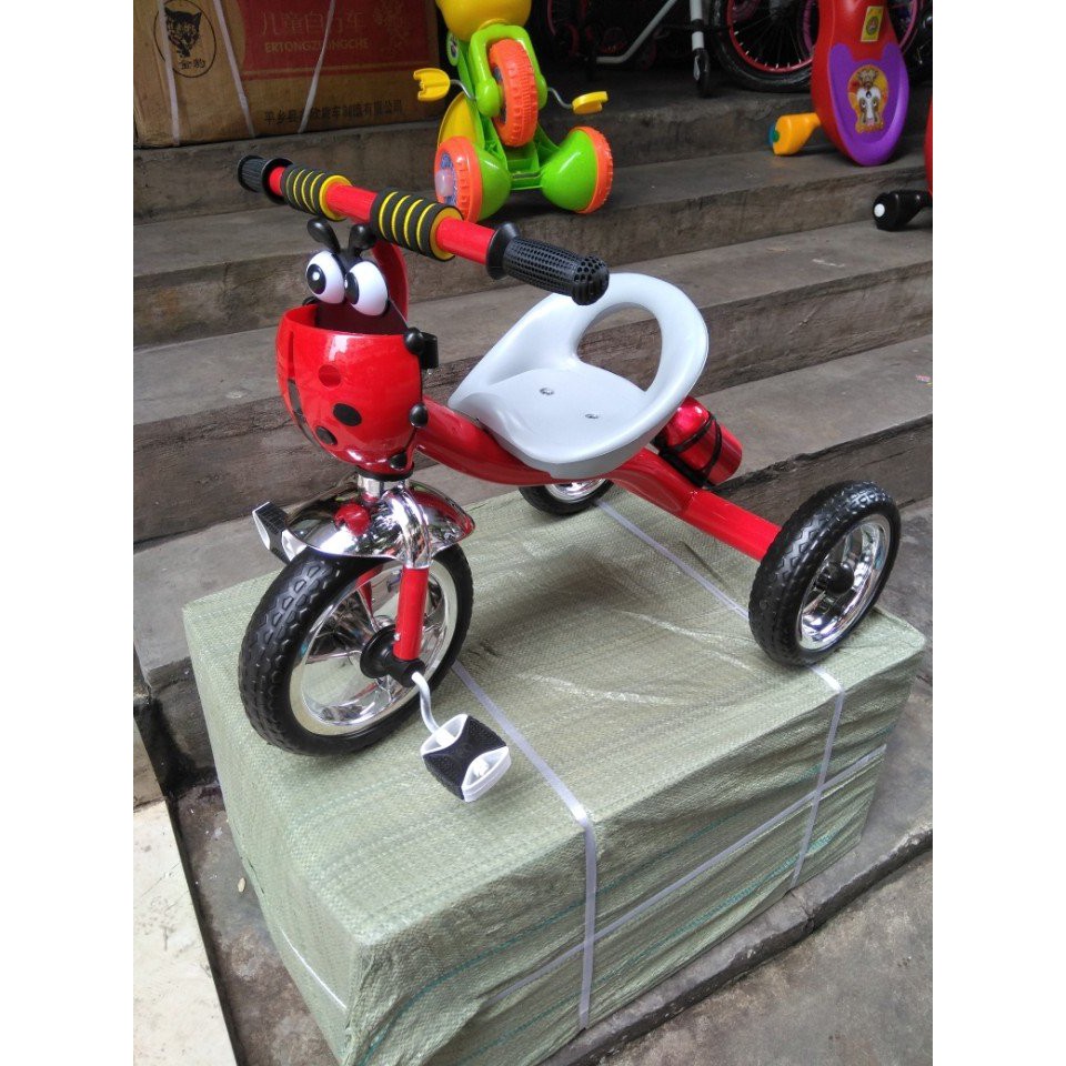 Xe 3 bánh bình nước hình con bọ