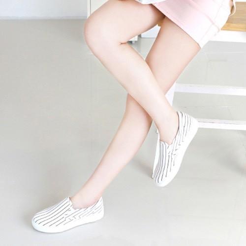 Giày slip on sọc dọc thời trang Sovo