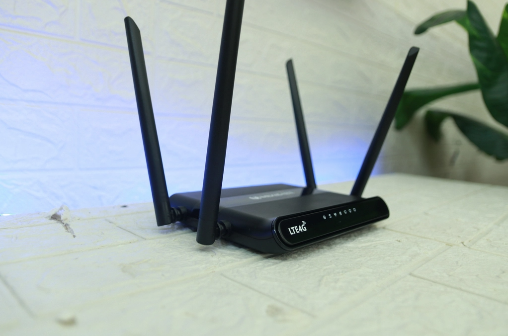 BỘ PHÁT 4G WIFI MIXIE LTE 4G - 4 ANTEN - 4 CỔNG LAN HỖ TRỢ LÊN ĐẾN 32 THIẾT BỊ