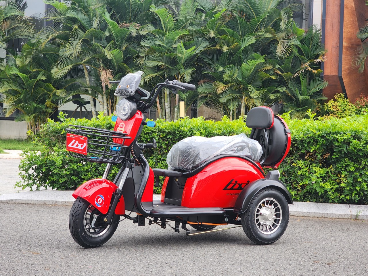 XE 3 BÁNH ĐIỆN LIXI MINI