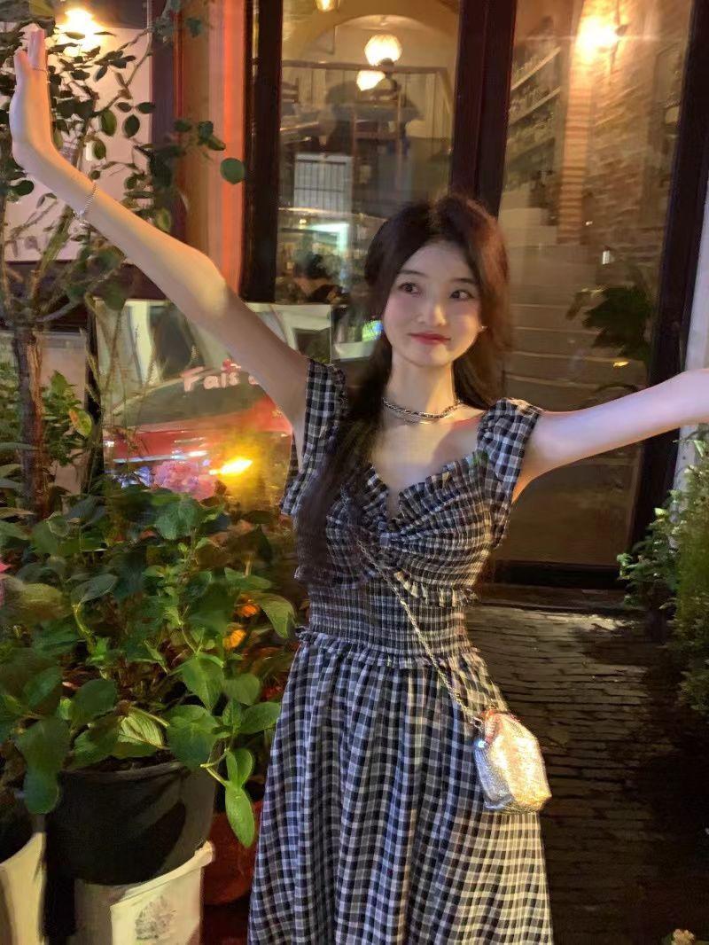 TOBE1SHOP Cao cấp Hepburn Wind Tea Break French Sleeves Sling Dress Trẻ em mùa hè thắt lưng váy dài màu đen 2023