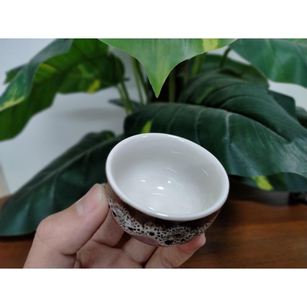 Chén uống trà men gấm