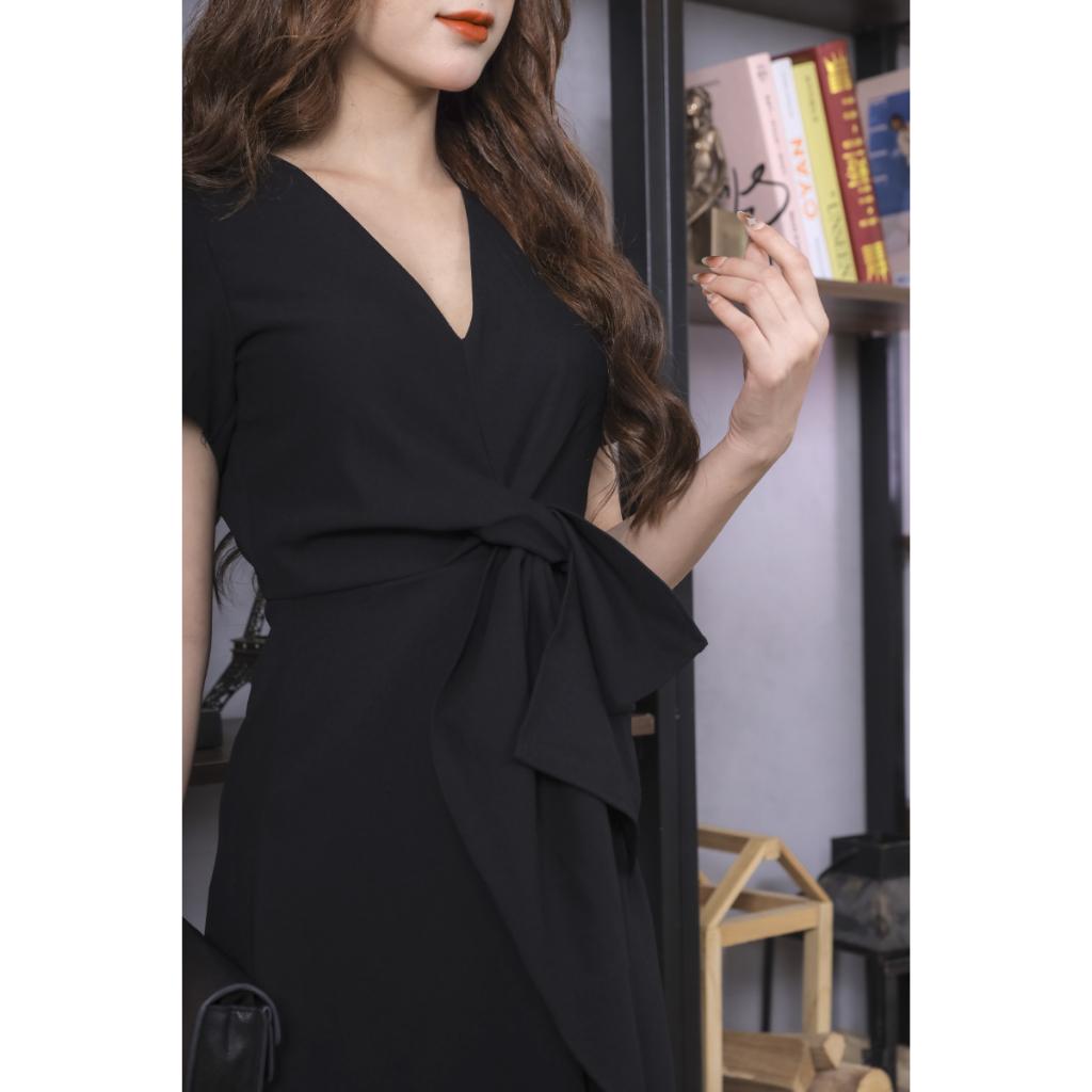 Hình ảnh Váy Chữ Chéo Eo Màu Đen Cao Cấp 23V040 Pi Style
