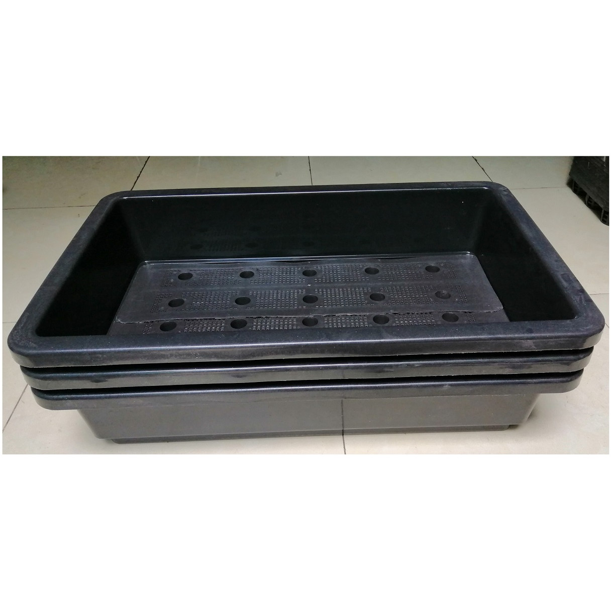 3 KHAY NHỰA TRỒNG RAU KÍCH THƯỚC 68X42X15CM - MÀU ĐEN