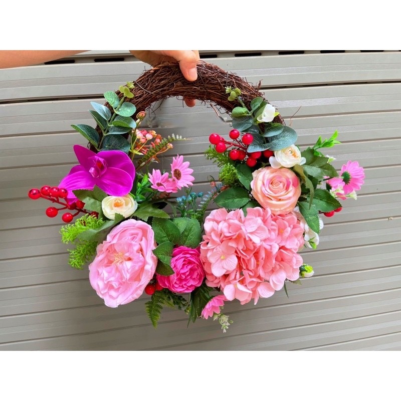 Vòng hoa giả treo cửa - đường kính 35 đến 45 cm - hoàn thiện y hình - Cây giả, hoa lụa Decor trang trí nhà cửa - Vòng hoa hồng