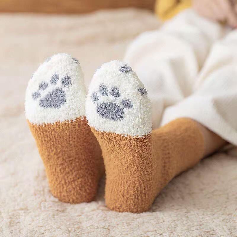 Tất len cao cổ chân mèo mềm, dày và ấm - Hai màu trắng pha nâu