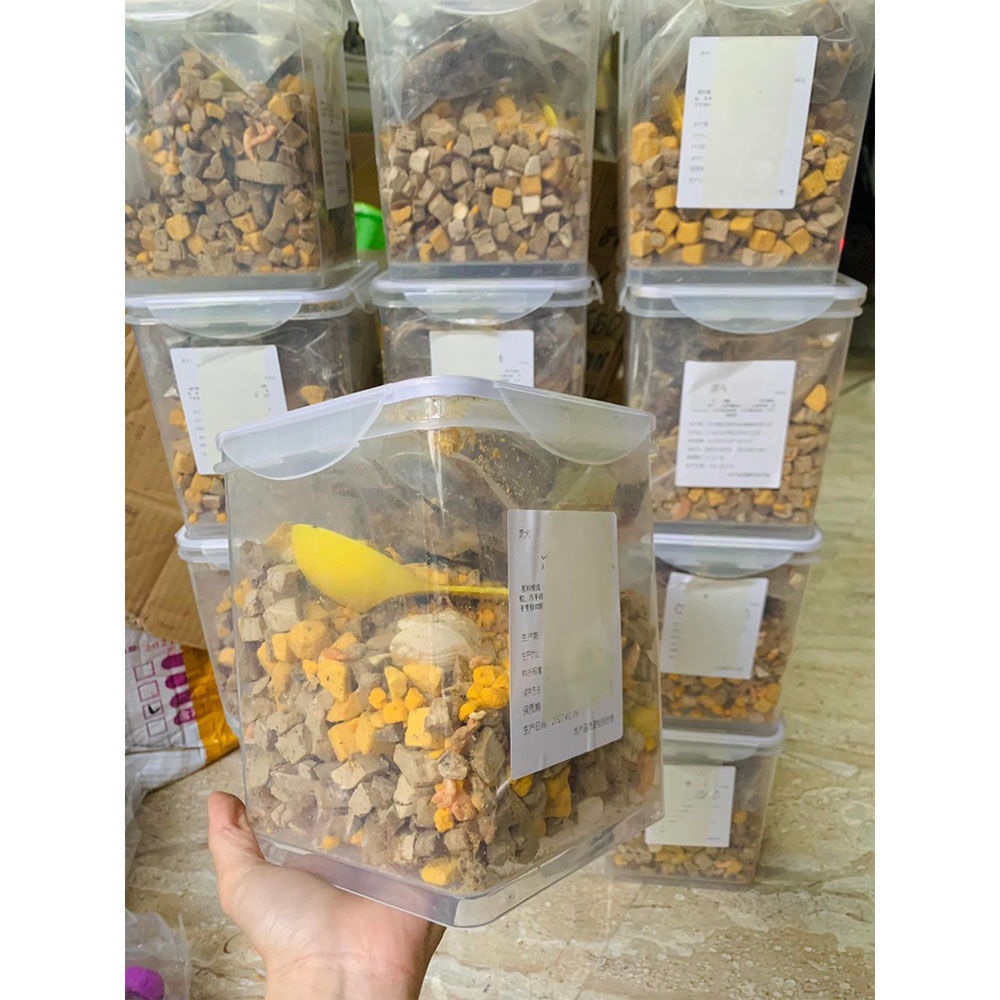 Hộp Thức Ăn Sấy Khô Gồm 12 Vị Mix Thơm Ngon Đầy Đủ Dinh Dưỡng Cho Chó Mèo Hộp 500g - YonaPetshop