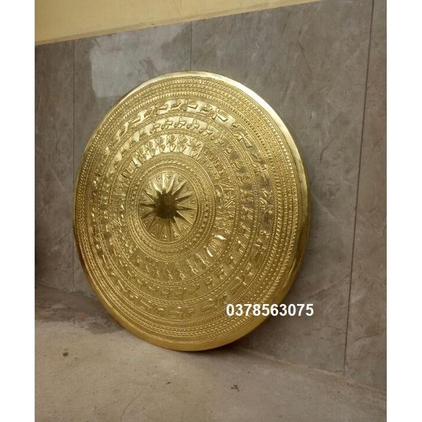 Mặt trống đồng thúc nổi màu vàng 60cm chất liệu bằng đồng nguyên chất