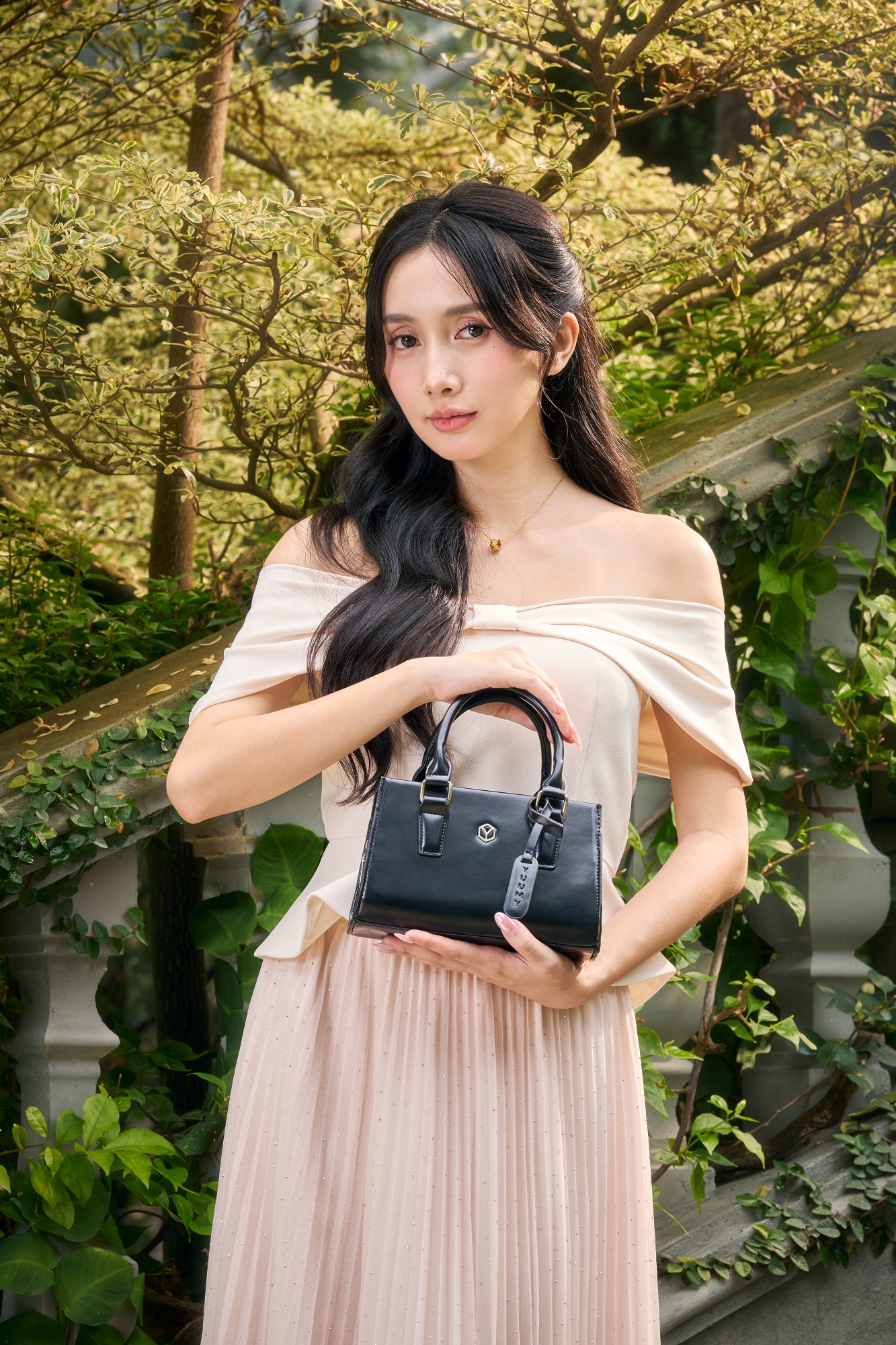 Túi Yuumy ( Thời trang nữ da trơn sành điệu size 21 - Túi đeo chéo da Smooth YN343 )