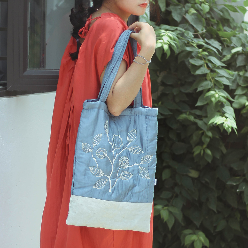 Túi Tote Lụa Tơ Tằm Thêu Tay