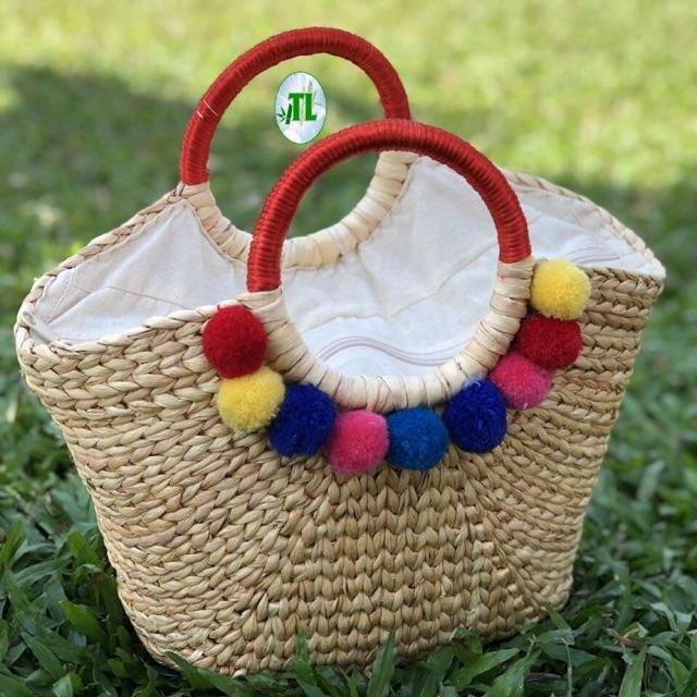 Giỏ tam giác đan lục bình