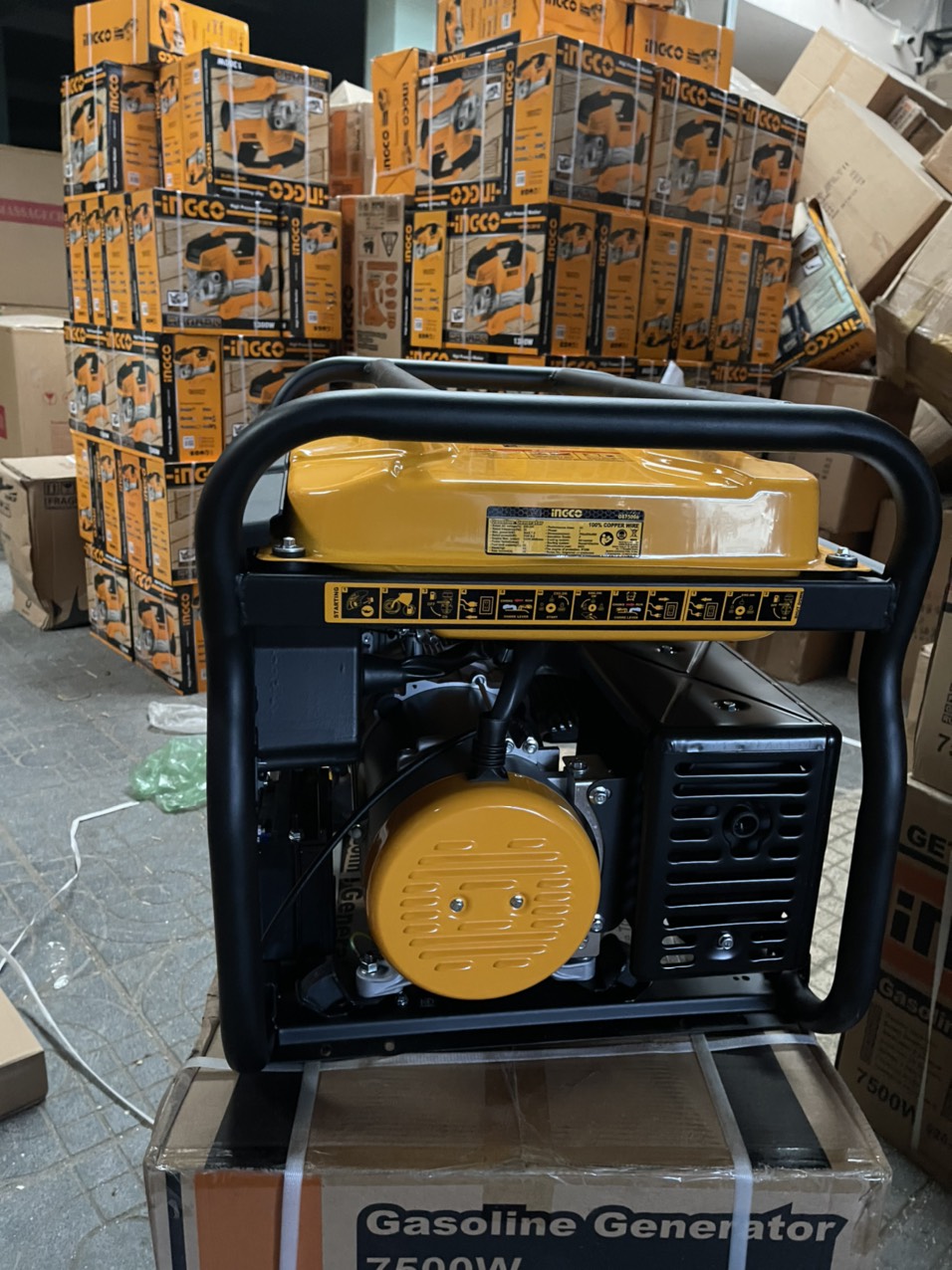 MÁY PHÁT ĐIỆN DÙNG XĂNG INGCO 7.5KW GE75006- MOTOR DÂY ĐỒNG - GIẬT NỔ + ĐỀ ĐIỆN - HÀNG CHÍNH HÃNG