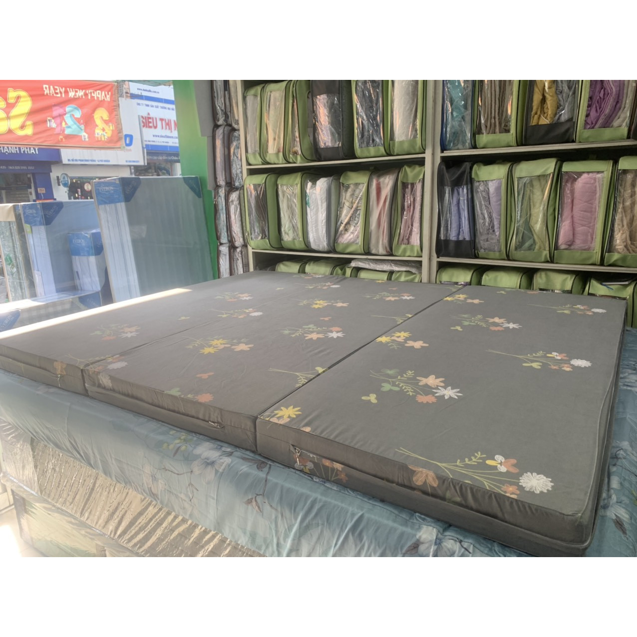 Nệm bông Edena Basic ( màu ngẫu nhiên )
