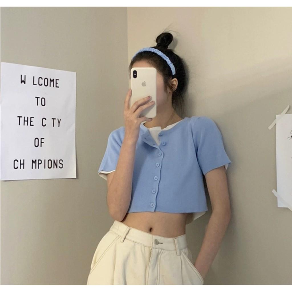 Áo Croptop Cổ Tim UMI Tay Ngắn Phối Nút Ulzzang (3 Màu) - D11