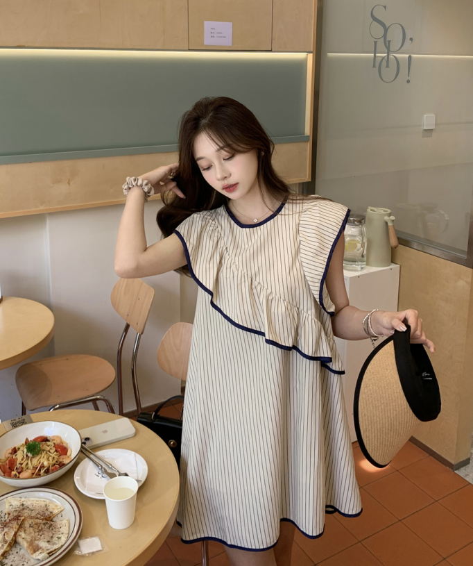 CHENGRUI Morjin sọc nhỏ tay áo đầm mùa hè nữ Hàn Quốc viền lá sen không đều tay búp bê váy