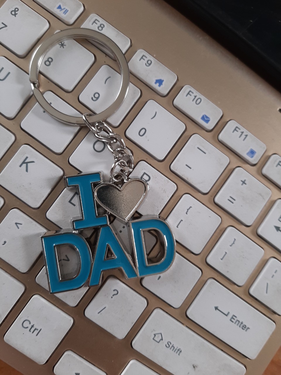 Móc khóa tặng bố - ILOVEDAD