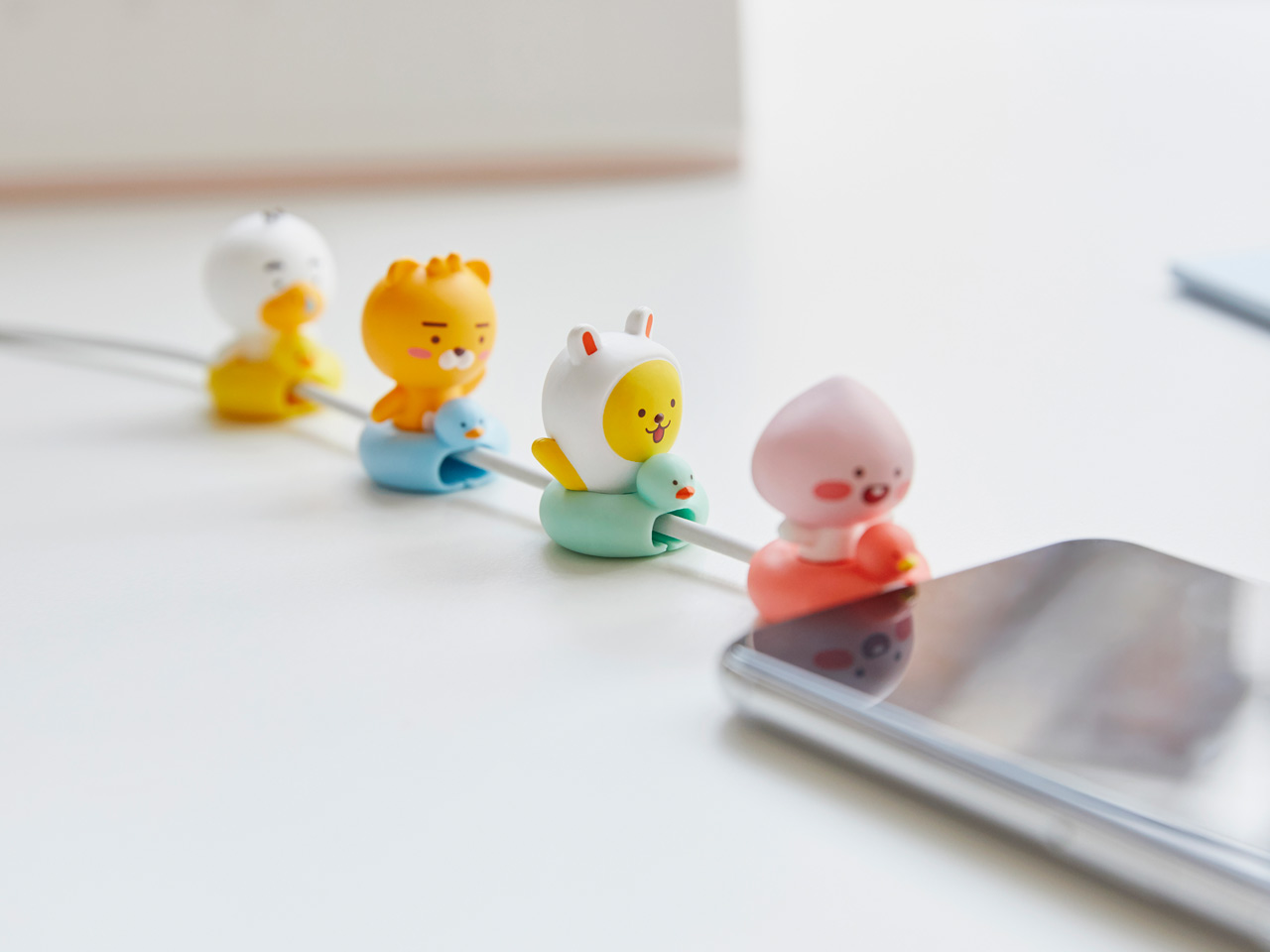 Bộ Bảo Vệ Cáp Sạc Kèm Dây cáp USB Type-C Little Muzi Kakao Friends Hàng Chính Hãng