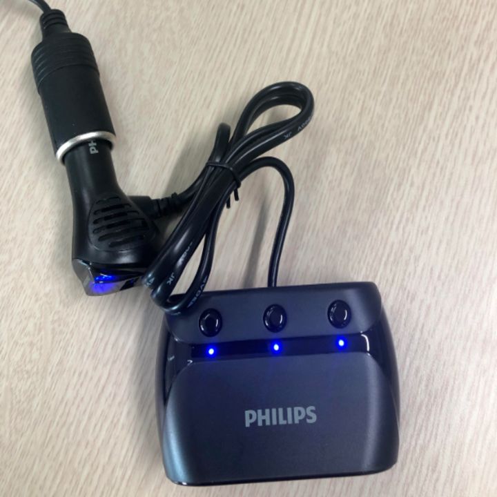 Bộ chia tẩu sạc ô tô, xe hơi nhãn hiệu Philips DLP2019 tích hợp 3 cổng chuyển đổi độc lập, đèn led hiển thị điện áp, dòng điện sạc, công suất đầu ra 120W