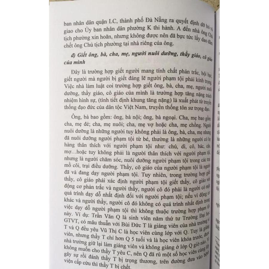 Bình luận Bộ Luật Hình Sự năm 2015 - Phần Các Tội Phạm