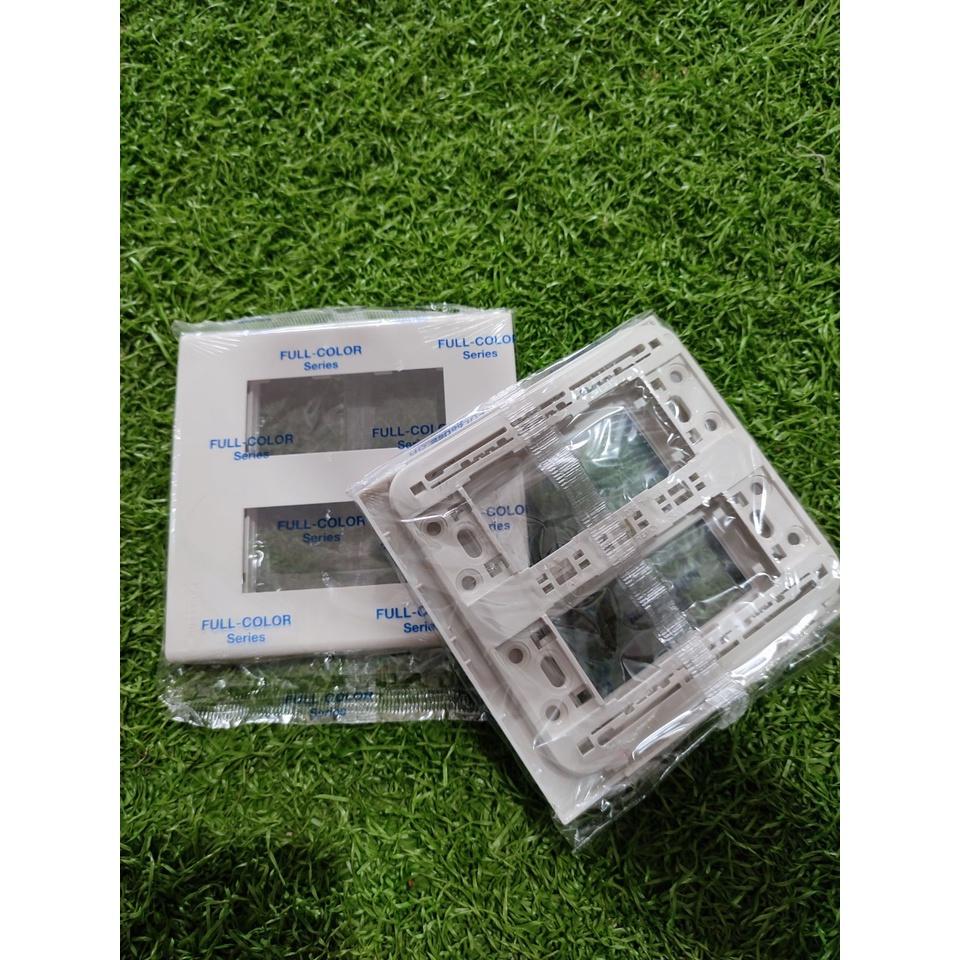 Hộp 10 Cái Mặt Dùng Cho 6 Thiết Bị Wide