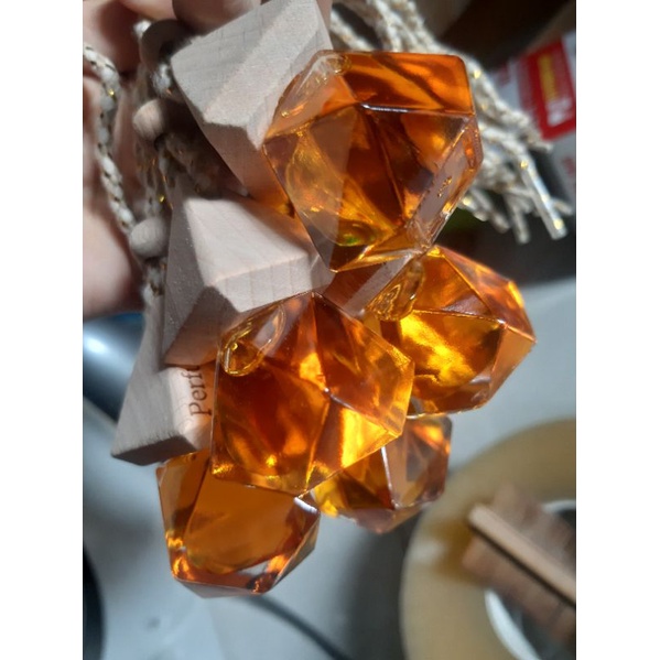 Tinh dầu treo xe ô tô