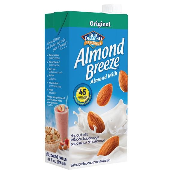 Thùng Sữa hạt hạnh nhân ALMOND BREEZE NGUYÊN CHẤT 946ml - Sản phẩm của TẬP ĐOÀN BLUE DIAMOND MỸ - Đứng đầu về sản lượng tiêu thụ tại Mỹ