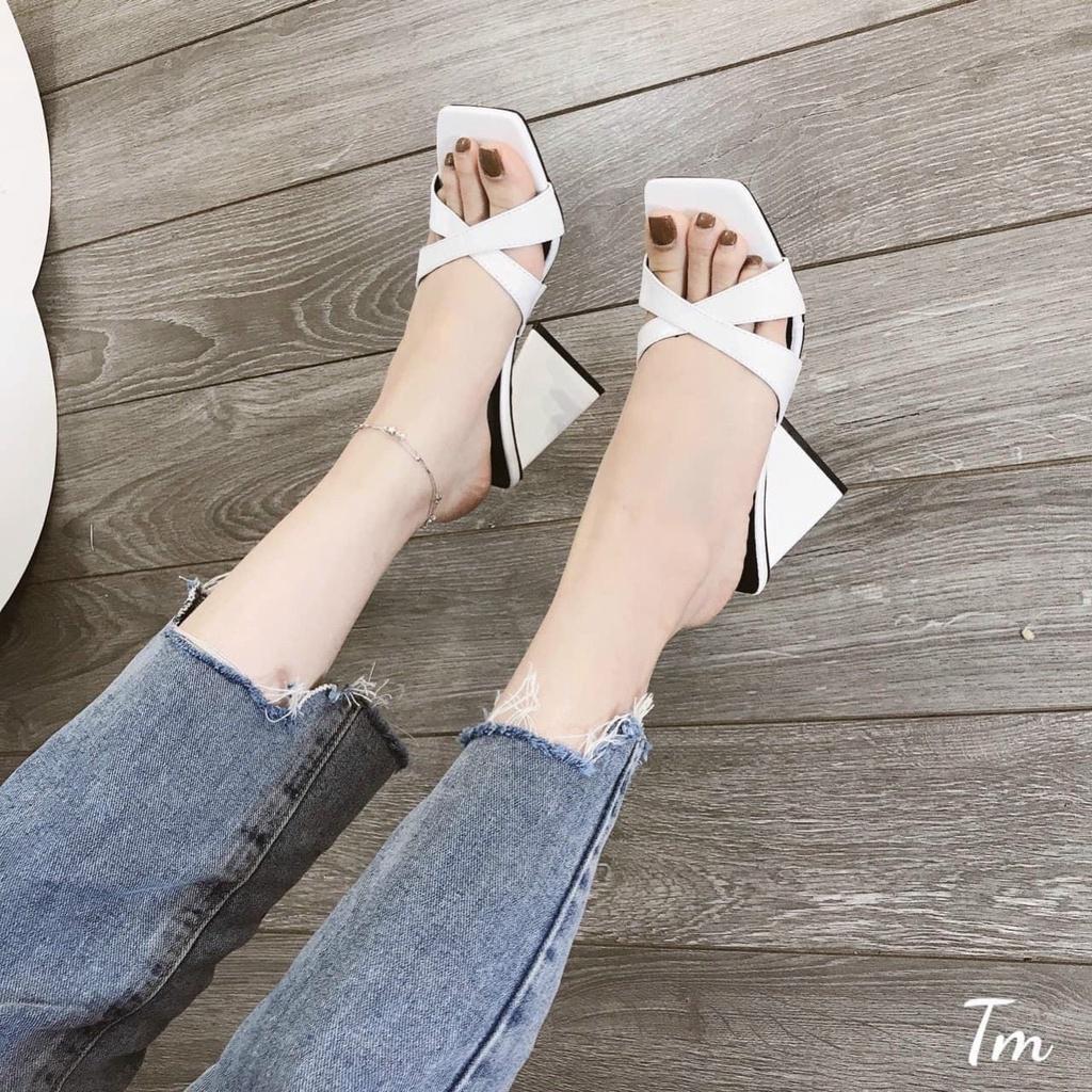 Guốc da bóng quai chéo gót trụ tam giác to - 9P