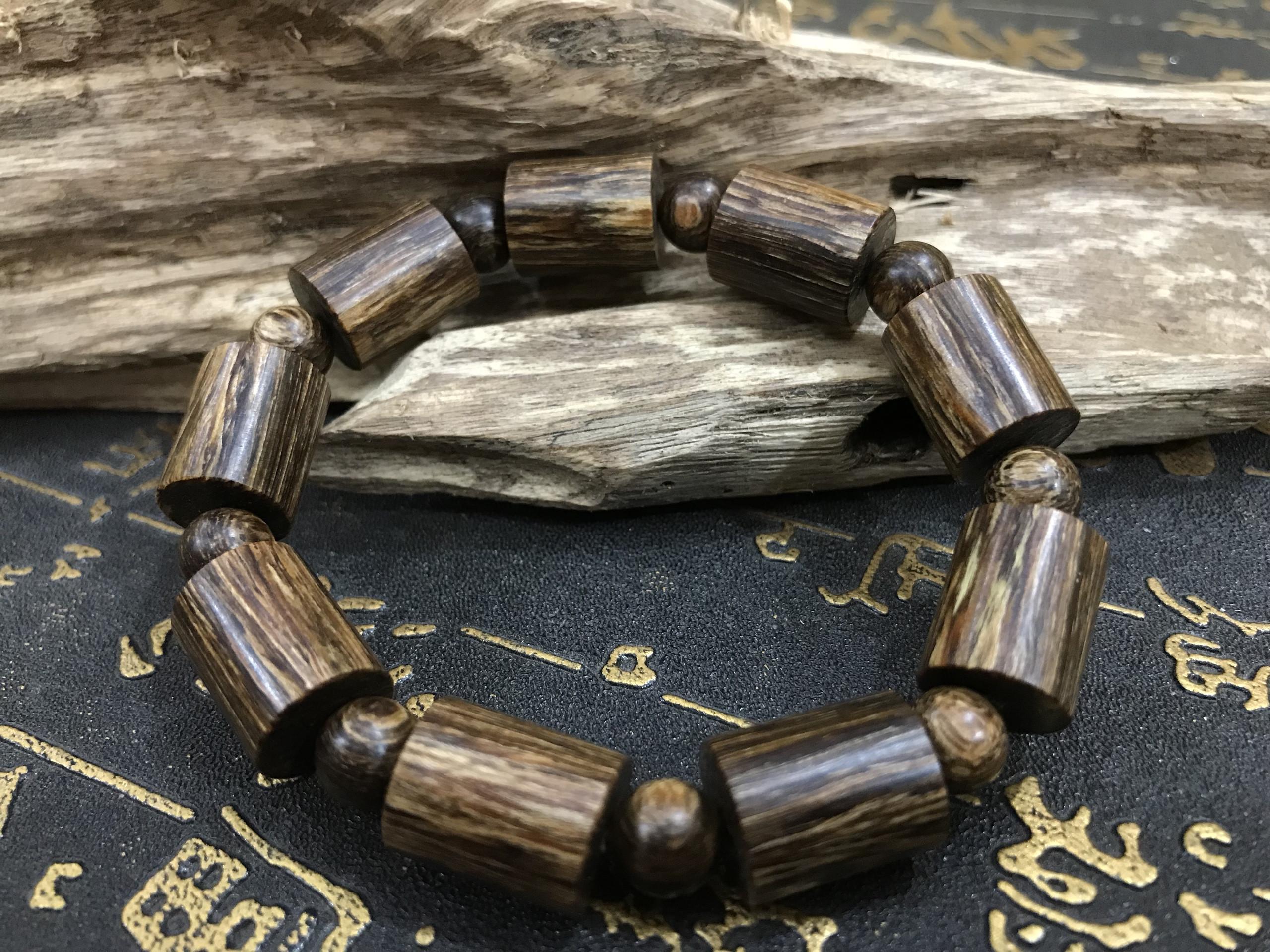 Vòng trầm cao cấp 12 ly