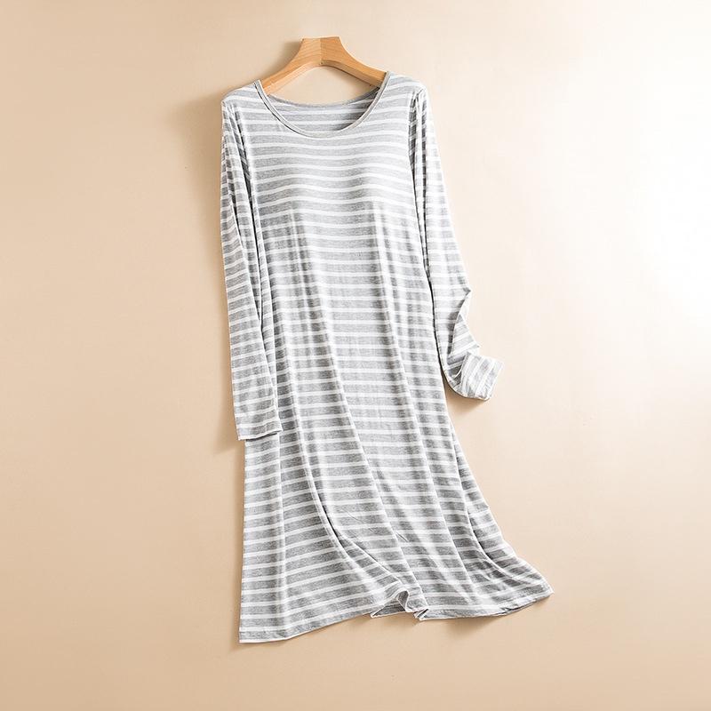 Váy đầm ngủ dài tay có mút đệm ngực mặc nhà hàng ngày vải Modal (gỗ Sồi) mềm mại thoáng mát mùa hè mã VAV0470 - M03 Kẻ xanh