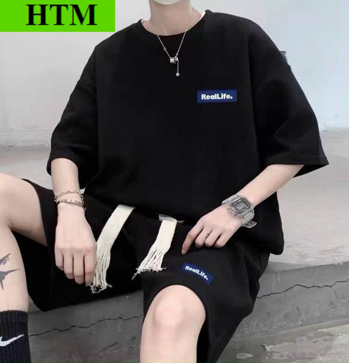 [HOT] Set Đồ Bộ Mùa Hè Nam Nữ Unisex Chất Thun Thoáng Mát Co Giãn Thấm Hút Mồ Hôi Phối Logo Thời Trang Phong Cách  Bao Ngầu HTM FASHION - Đen