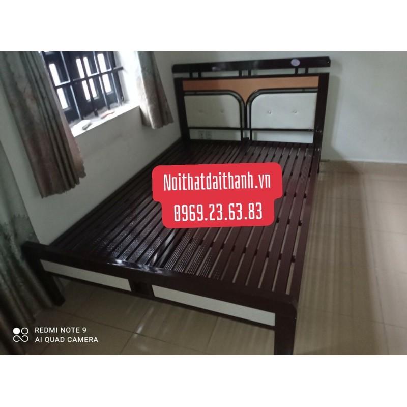 Giường sắt giả gỗ 1m4 Đại Thành