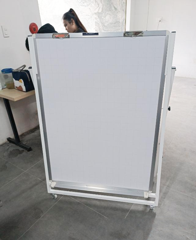 Bảng trắng có chân gấp Flipchart F3 PolyTaiwan 120x80cm