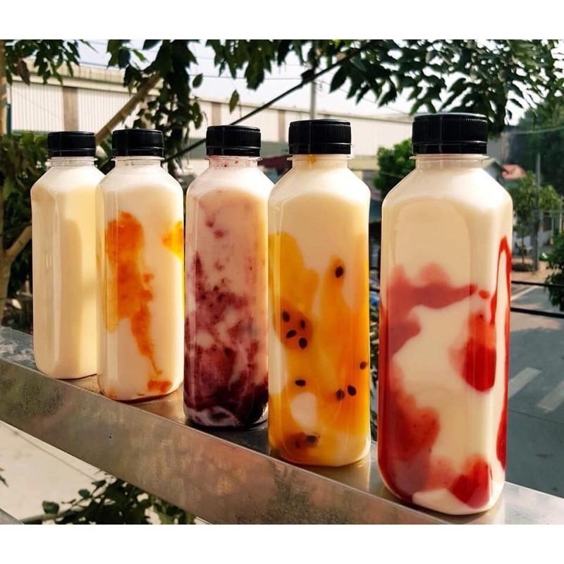 100 Chai nhựa đựng trà sữa vuông nắp đen 330ml hãng Việt Nhật