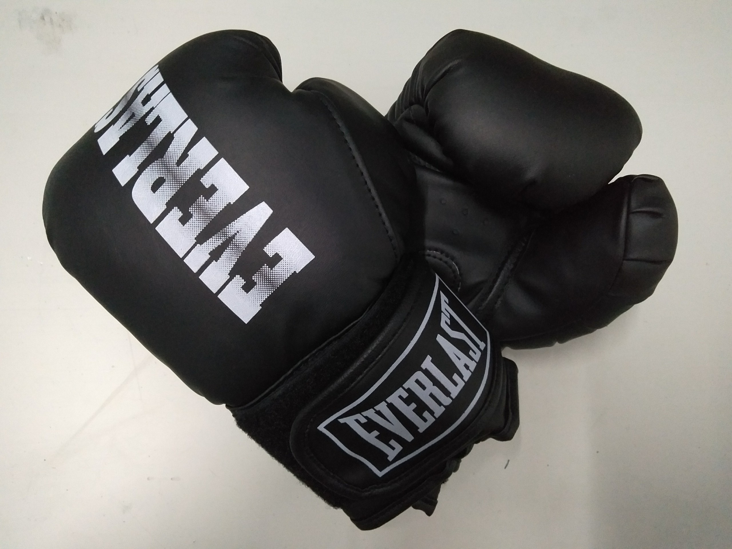 Găng Boxing Giá Sỉ