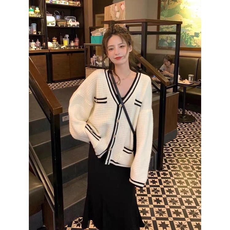 MS827 Áo khoác cardigan len nữ viền màu cổ tim giả túi