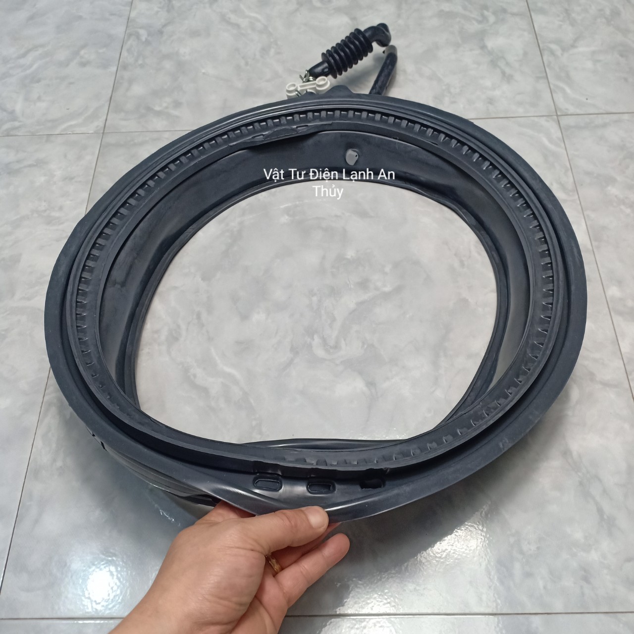 Gioăng cửa máy giặt Aqua đen 2 vòi rồng - zoăng cửa máy giặt Aqua đen 2 vòi rồng - ron cửa máy giặt Aqua đen 2 vòi rồng