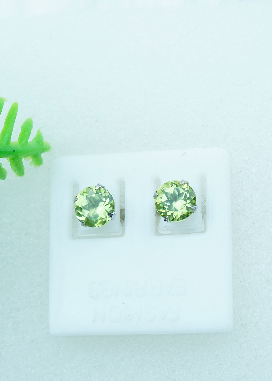 Bông tai nữ đá Peridot xanh lá tự nhiên mài giác tròn