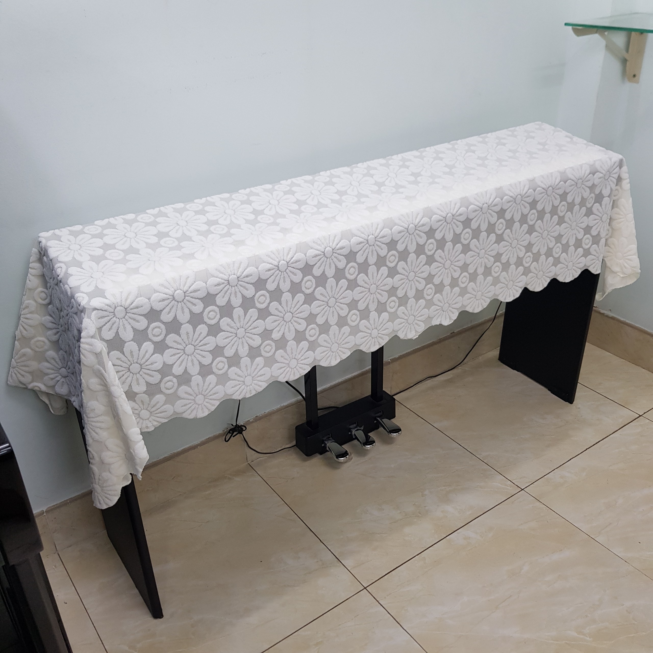 Khăn phủ đàn Piano Điện Hoa Cúc Trắng