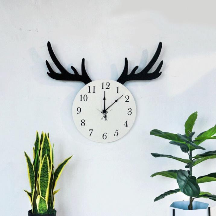 Đồng hồ treo tường gỗ, Đồng hồ treo tường decor phòng khách quán cafe