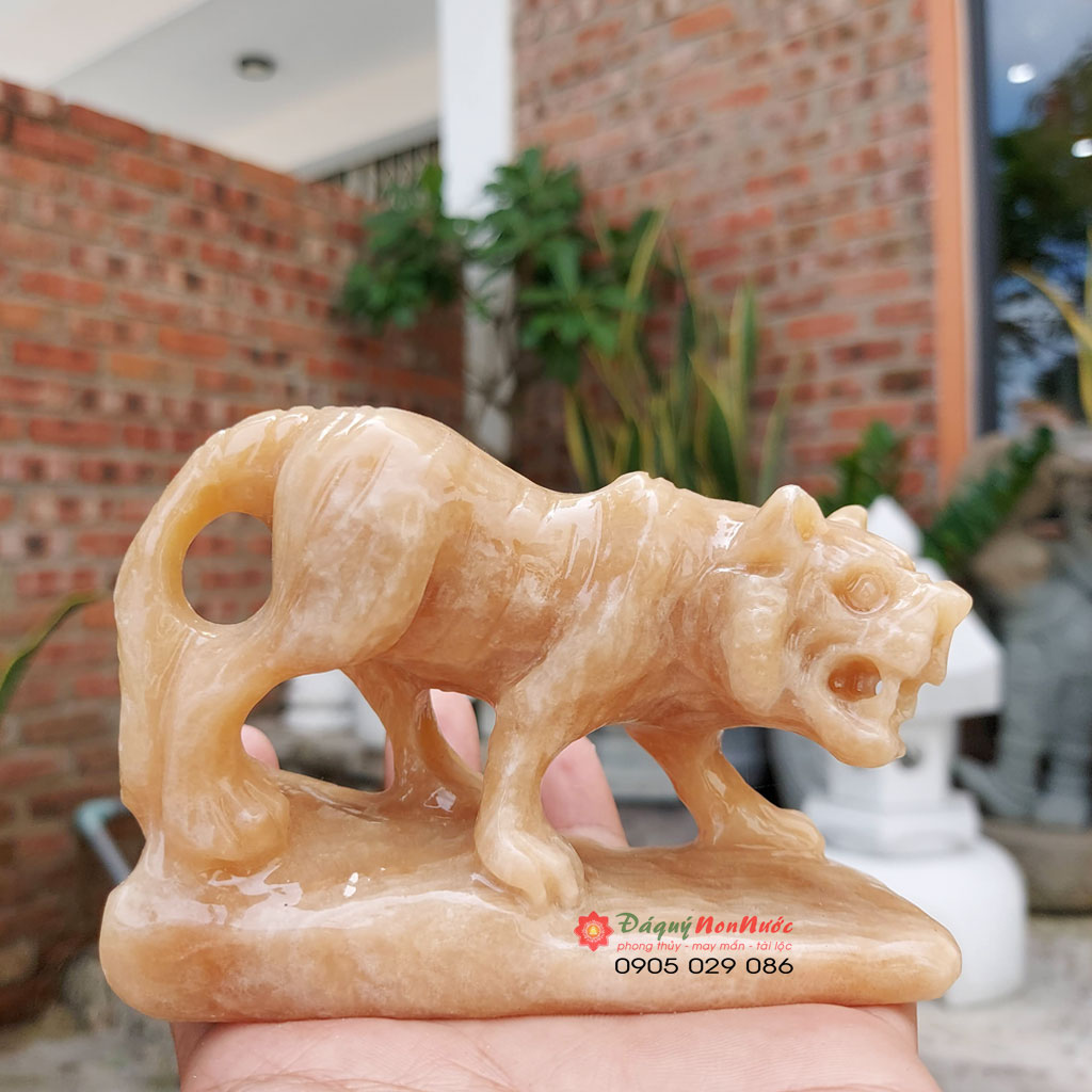 Tượng đá cọp 12 con giáp phong thủy đá vân gỗ 10cm đá Non Nước