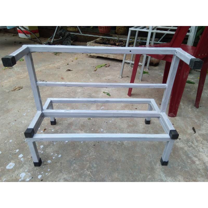 Kệ trồng rau sạch tại nhà.Rộng 30cm, Dài 55cm, Cao 20cm. có nan phụ.Kệ đơn 1kệ/1 chậu. hộp kẽm chống rỉ 20mm*20mm
